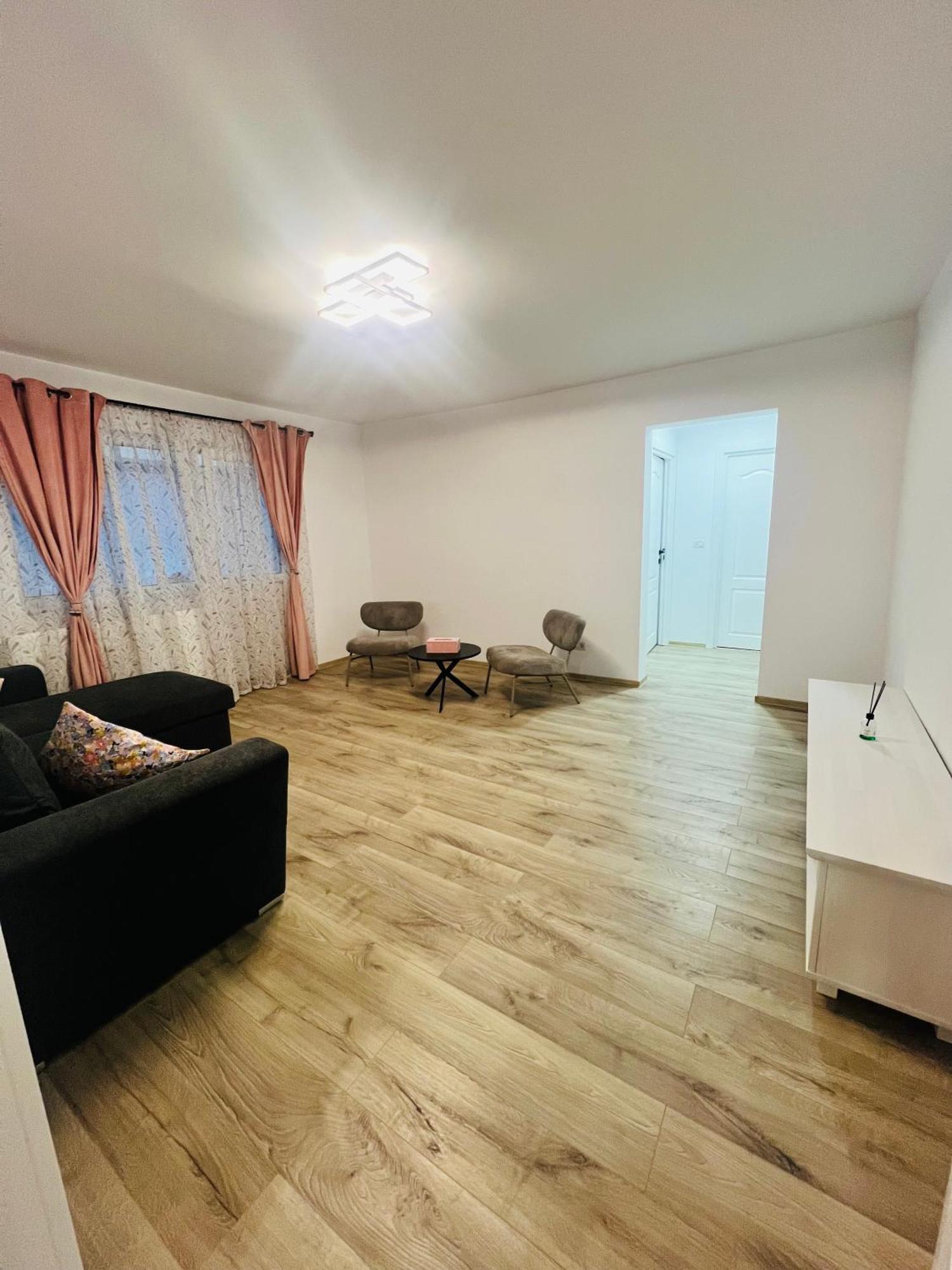 Apartament Orizont Сучеава Екстериор снимка