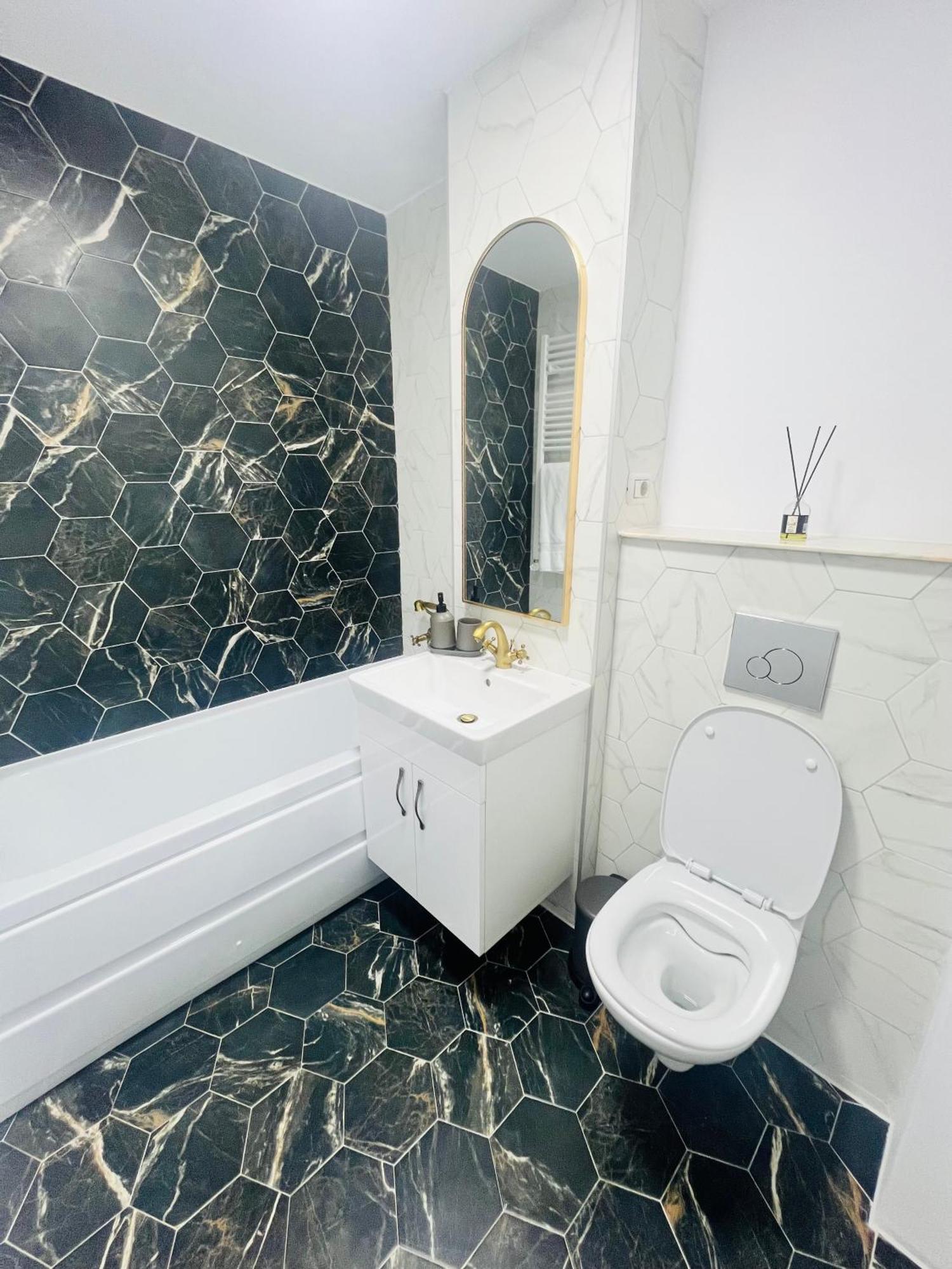 Apartament Orizont Сучеава Екстериор снимка